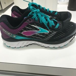Brooks Ghost 9